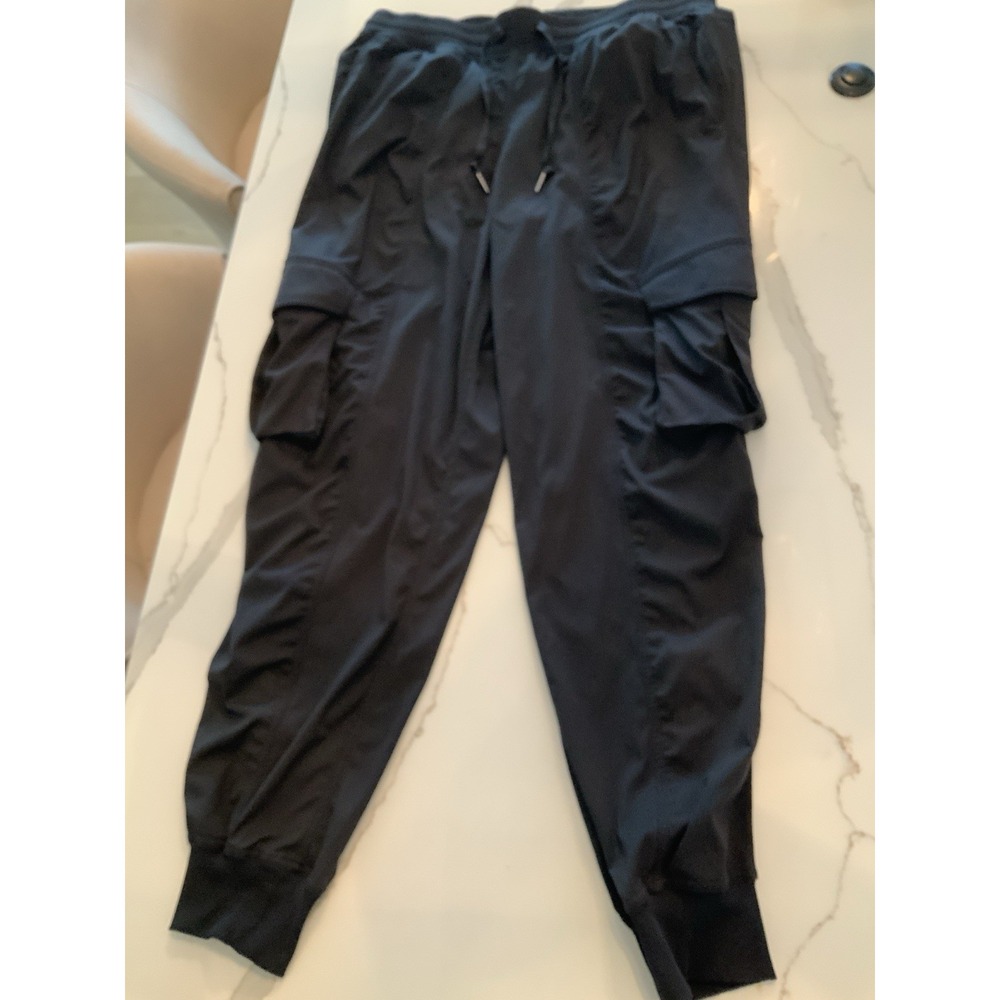Lululemon Dance Studio Cargo Jogger Pants Women's M Black Mid Rise Relaxed Fit